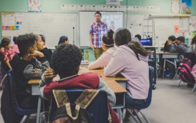 A educação através do terceiro setor